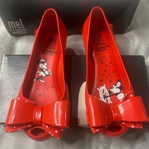 Like new mini mouse mini Melissa shoes